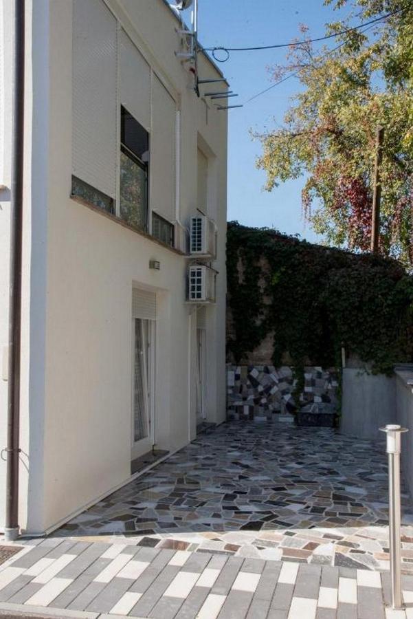 Apartmani Oaza Дарувар Экстерьер фото